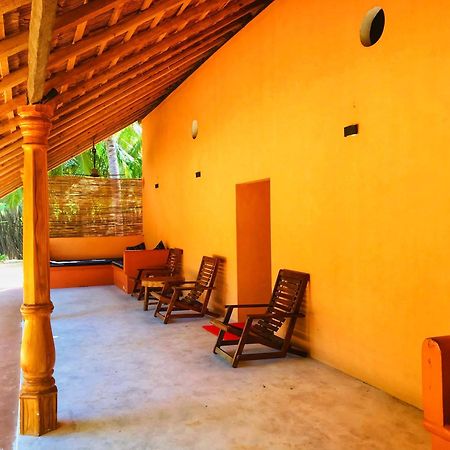 Roshanne Beach Resort Kalpitiya Esterno foto
