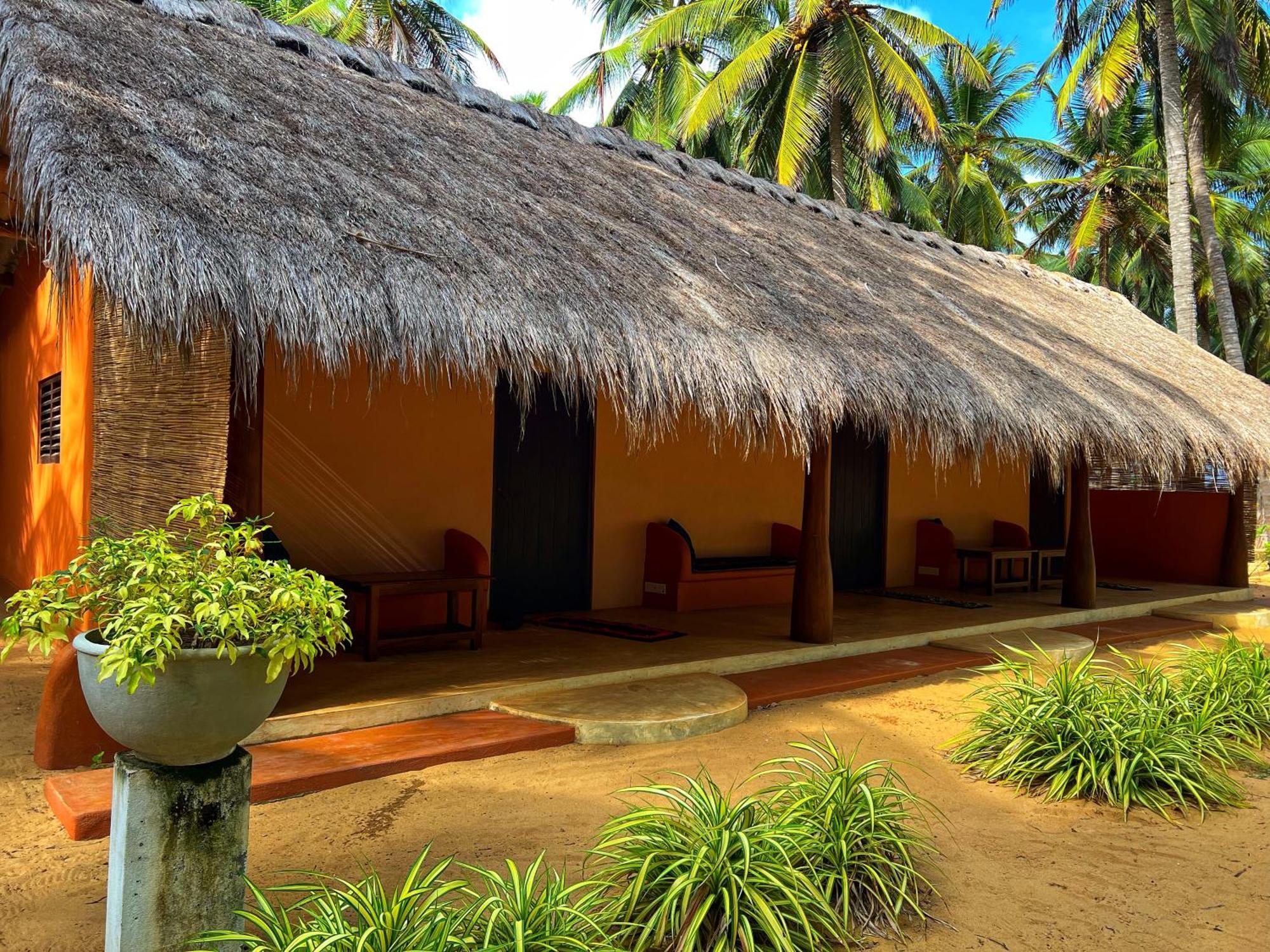 Roshanne Beach Resort Kalpitiya Esterno foto