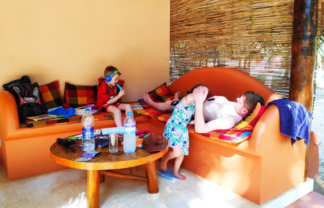 Roshanne Beach Resort Kalpitiya Esterno foto